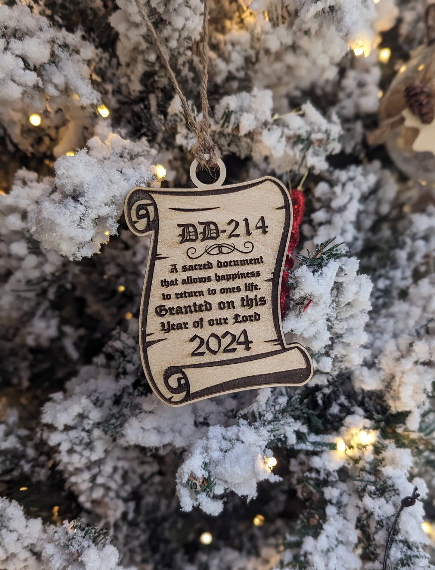 DD-214 Veteran Scroll Ornament